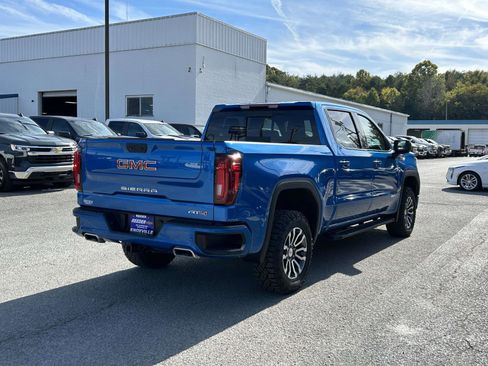 Used 2023 GMC Sierra 1500 AT4 w/ AT4 Preferred Package image 3