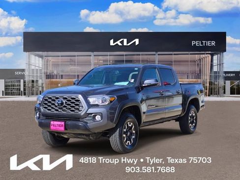 Used 2023 Toyota Tacoma TRD Off-Road AWD/4WD image 3