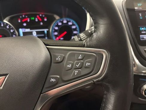 Used 2018 Chevrolet Equinox LT w/ Sun & Infotainment Package AWD/4WD image 17
