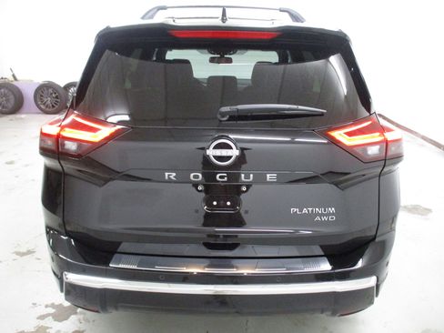 New 2026 Nissan Rogue Platinum AWD/4WD image 7