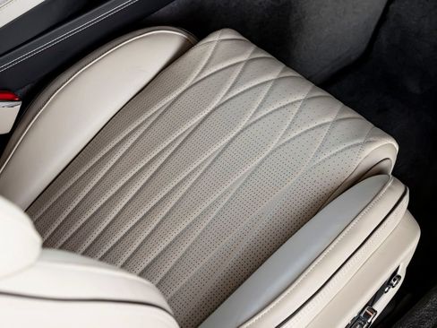 Used 2024 Bentley Continental GT Azure AWD/4WD image 34