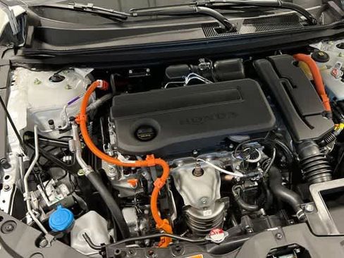 Used 2025 Honda Accord Touring image 12