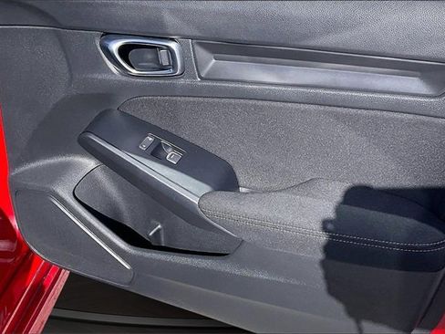 Used 2025 Honda Civic Sport image 21