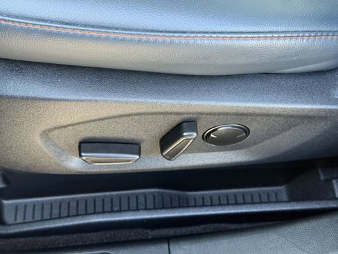 Certified 2024 Ford Edge SEL w/ Sport Appearance Package image 18