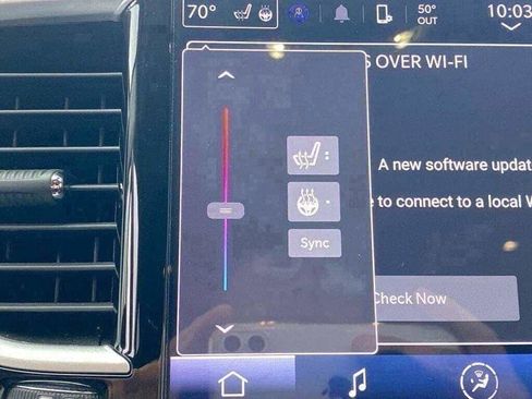 Used 2021 Chrysler Pacifica Touring w/ Cold Weather Group image 14