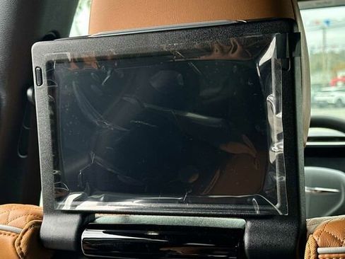 New 2023 Chrysler Pacifica Pinnacle image 15