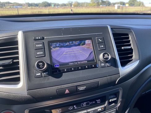 Used 2019 Honda Passport Sport image 16