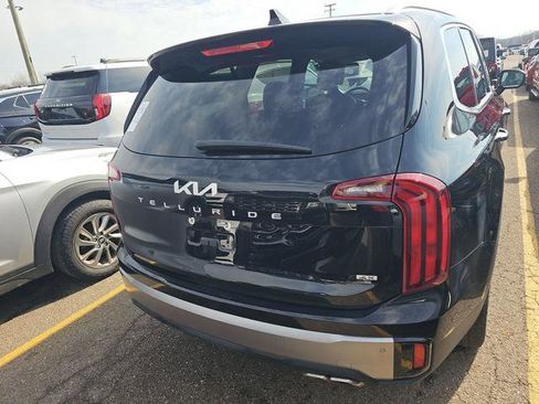 Used 2025 Kia Telluride S image 7