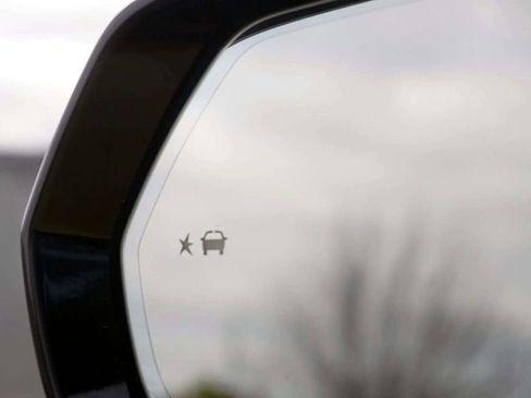 Used 2022 Chevrolet Blazer RS w/ Enhanced Convenience Package image 33