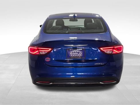 Used 2016 Chrysler 200 C image 19