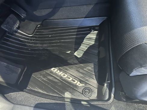 Used 2018 Honda Accord LX image 21