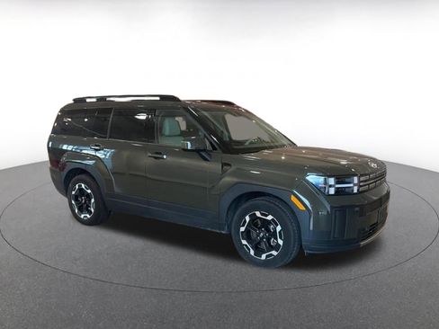 Used 2025 Hyundai Santa Fe SEL image 2