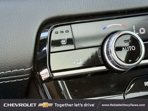 Used 2024 Honda Pilot Touring image 23