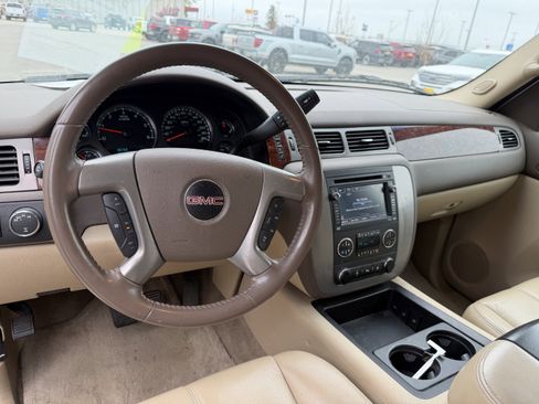 Used 2009 GMC Yukon SLT AWD/4WD image 5