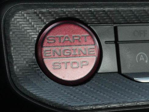 Used 2025 Ford Mustang GT Premium RWD image 29