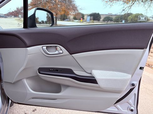 Used 2012 Honda Civic LX image 30