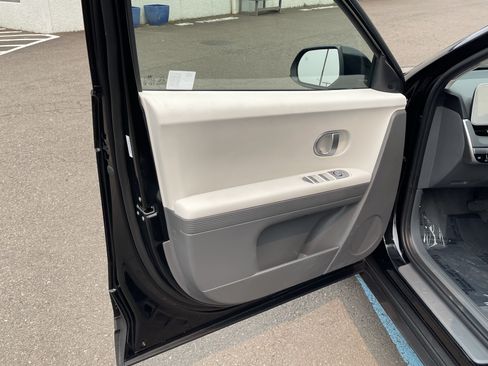 Certified 2024 Hyundai Ioniq 5 SEL AWD/4WD image 16
