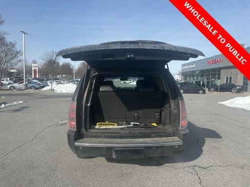Used 2010 GMC Yukon Denali image 9