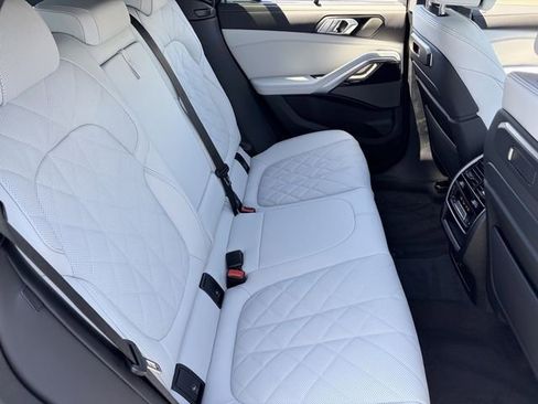 New 2026 BMW X6 xDrive40i w/ Executive Package AWD/4WD image 13