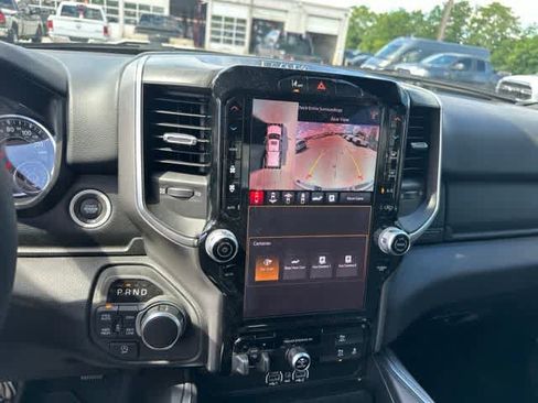 Used 2025 RAM 1500 Big Horn AWD/4WD image 10