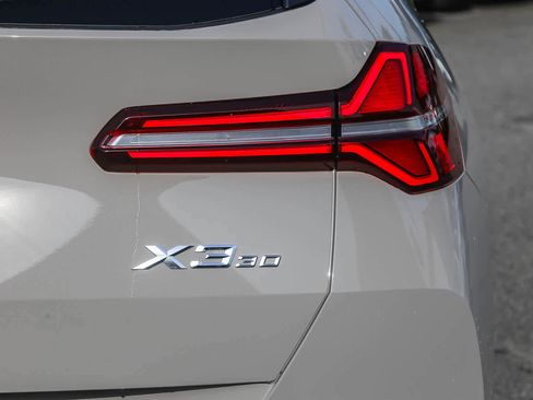 New 2026 BMW X3 xDrive30 w/ Premium Package image 8
