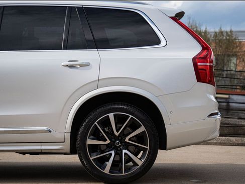 Used 2024 Volvo XC90 B6 Ultimate w/ Protection Package Premier AWD/4WD image 4