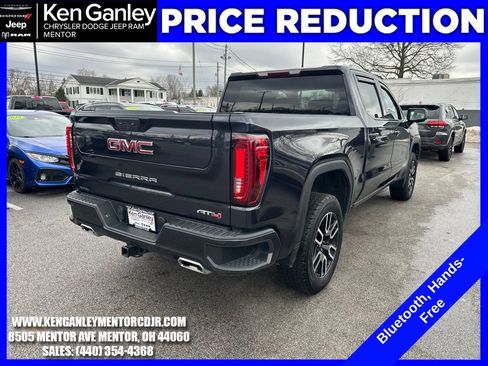 Used 2022 GMC Sierra 1500 AT4 image 9