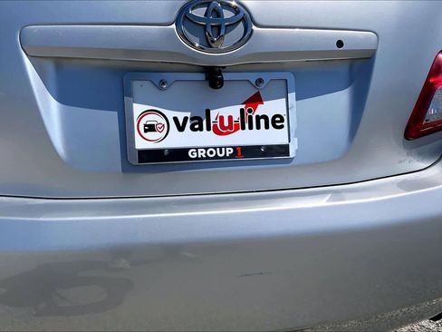 Used 2011 Toyota Camry LE w/ LE Extra-Value Pkg image 9