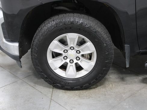 Used 2020 Chevrolet Silverado 1500 LT AWD/4WD image 21