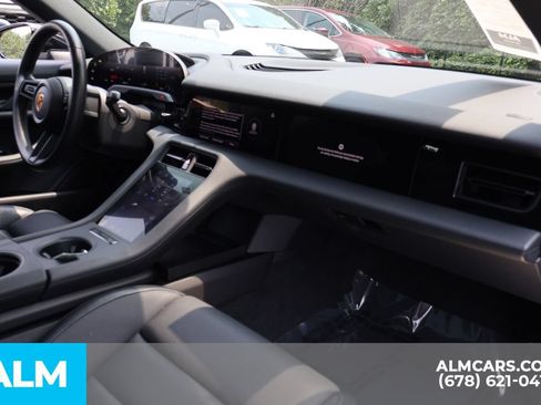Used 2022 Porsche Taycan 4S AWD/4WD image 28