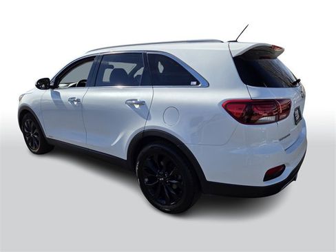 Certified 2020 Kia Sorento EX image 6