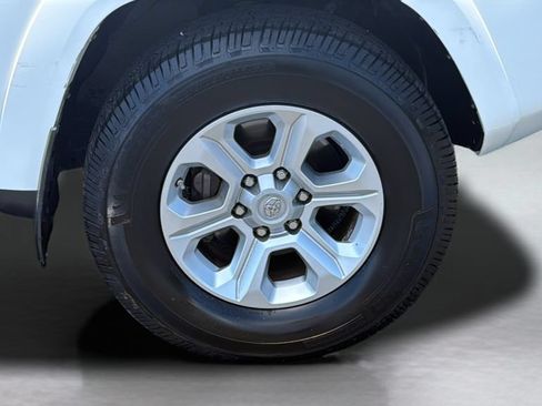 Used 2019 Toyota 4Runner SR5 RWD image 20