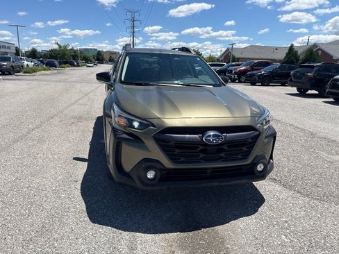 Certified 2024 Subaru Outback Premium w/ Popular Package #1A AWD/4WD image 6
