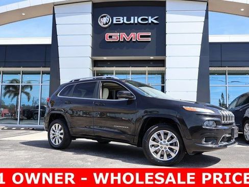 Used 2016 Jeep Cherokee Overland w/ Technology Group AWD/4WD image 1