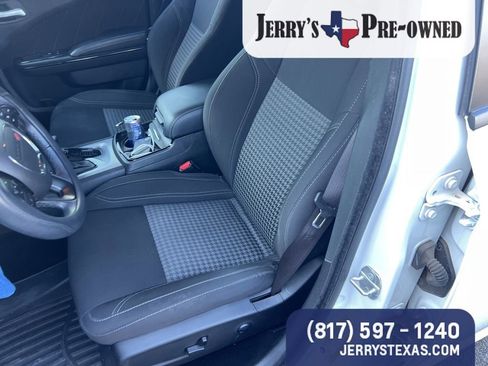 Used 2023 Dodge Charger SXT w/ Blacktop Package RWD image 9