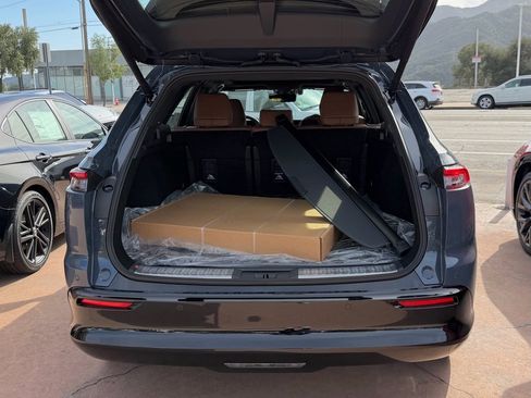 New 2026 Toyota Crown Signia image 10