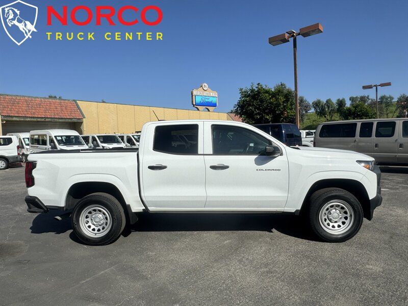 Used 2023 Chevrolet Colorado W/T RWD image 1