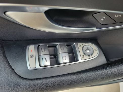 Used 2019 Mercedes-Benz E 450 Cabriolet image 12