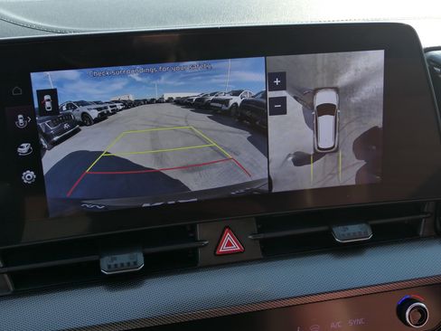 Used 2023 Kia Sportage SX Prestige image 19