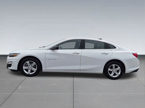 Used 2020 Chevrolet Malibu LS FWD image 3