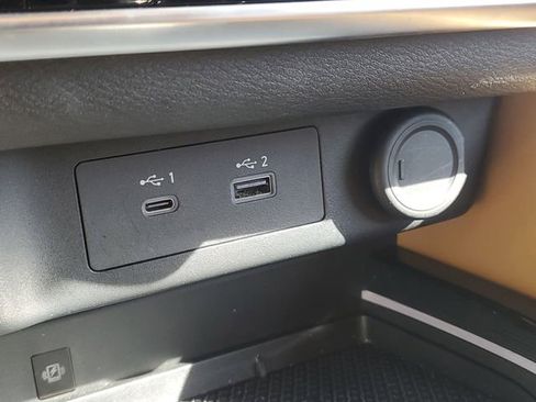 Certified 2023 Nissan Rogue Platinum w/ Platinum Premium Package FWD image 27