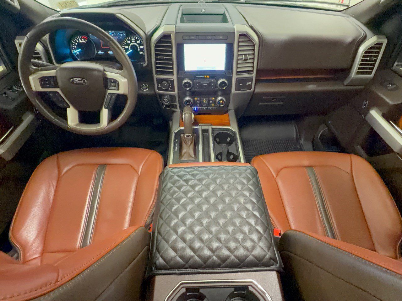 Used 2019 Ford F150 King Ranch w/ Equipment Group 601A Luxury AWD/4WD image 17