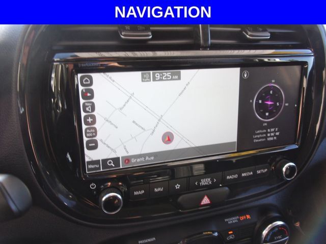 Used 2022 Kia Soul S FWD image 5