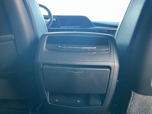 Used 2022 Cadillac Escalade Sport w/ LPO, ONYX Package AWD/4WD image 21