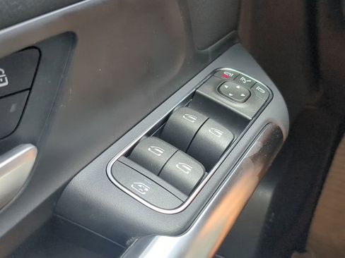 New 2025 Mercedes-Benz GLA 250 4MATIC image 10