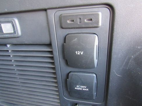 Used 2025 Ford Expedition Active AWD/4WD image 47