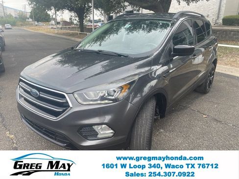 Used 2019 Ford Escape SE FWD image 9