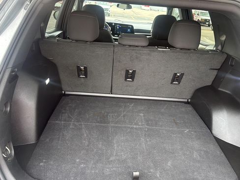 Used 2025 Chevrolet Equinox LT AWD/4WD image 6