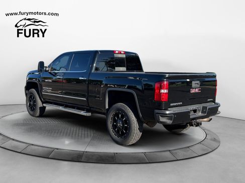 Used 2015 GMC Sierra 2500 Denali AWD/4WD image 6
