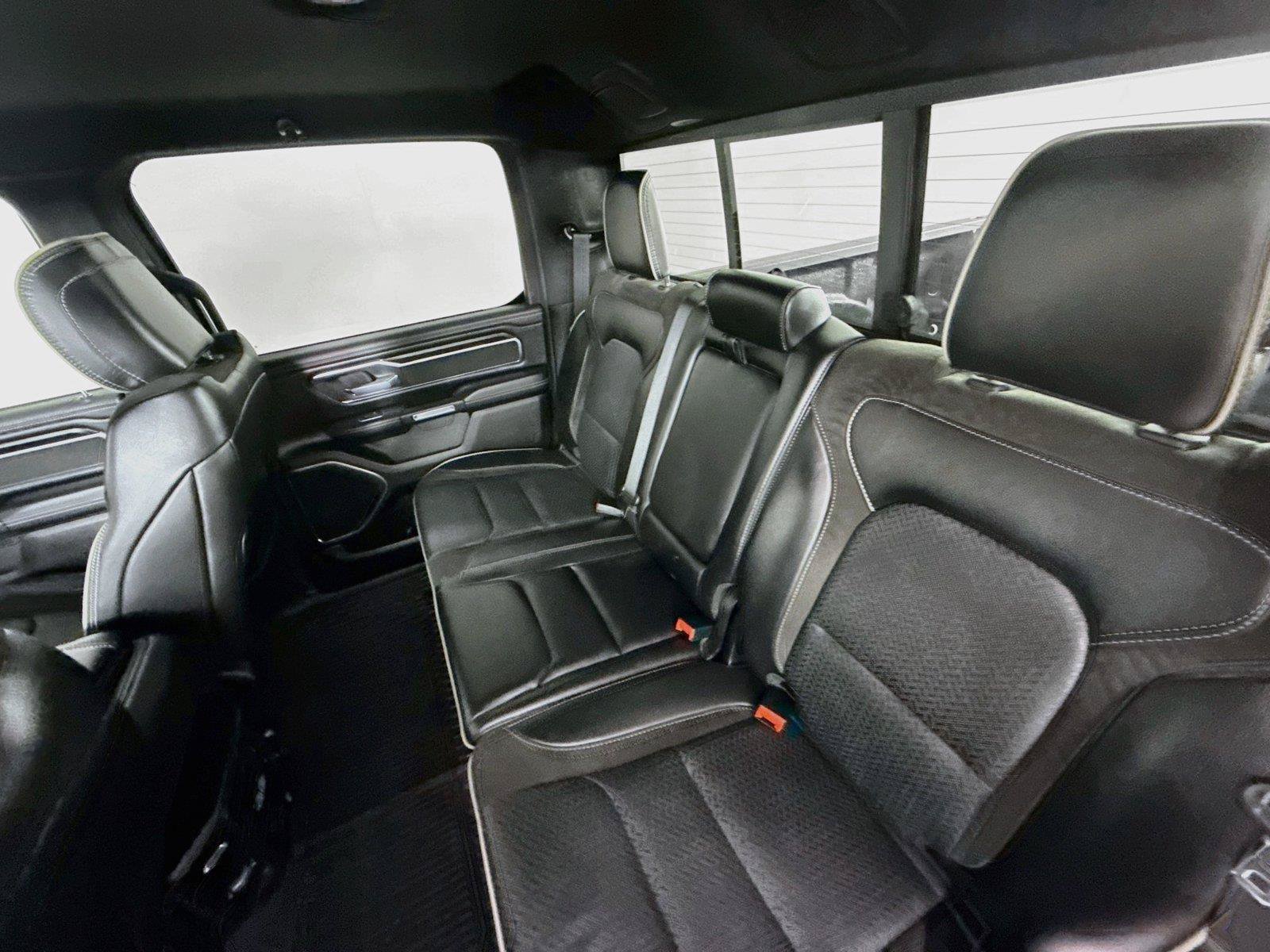 Used 2024 RAM 1500 Laramie AWD/4WD image 11